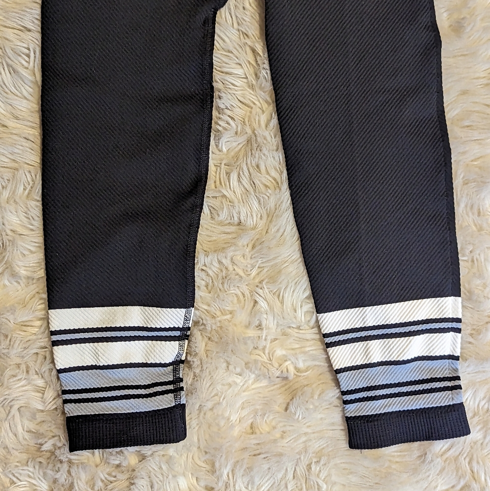 Final Price EUC Free People Movement Finish Line Leggings - Picture 12 of 15